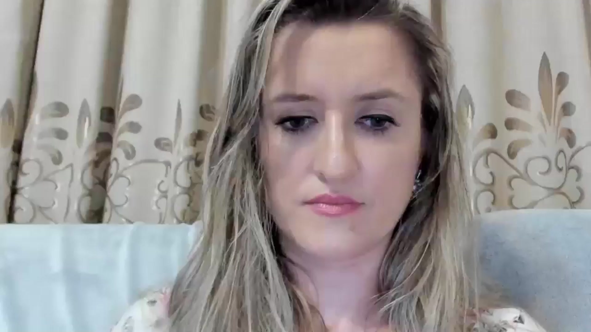 Gallery image thumbnail from BestDream's myfreecams stream on, 07/21/2025, 23:37 image 9 of 20