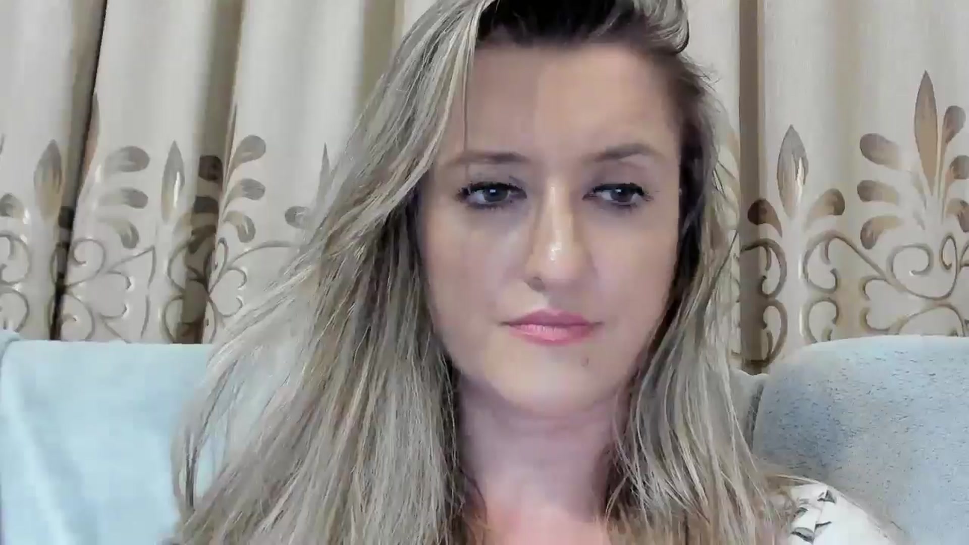 Gallery image thumbnail from BestDream's myfreecams stream on, 07/22/2025, 01:35 image 14 of 20