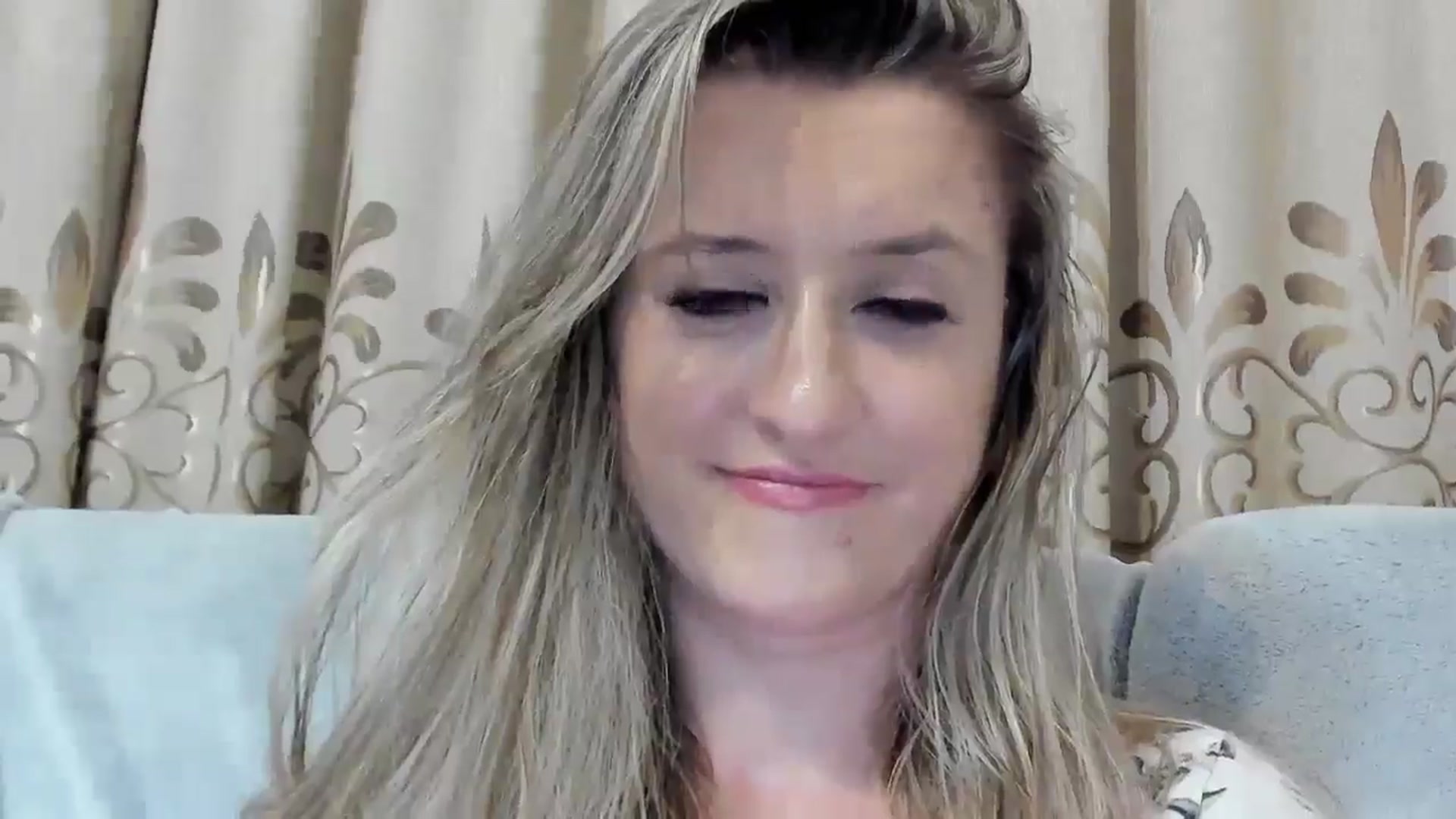 Gallery image thumbnail from BestDream's myfreecams stream on, 07/22/2025, 01:35 image 17 of 20