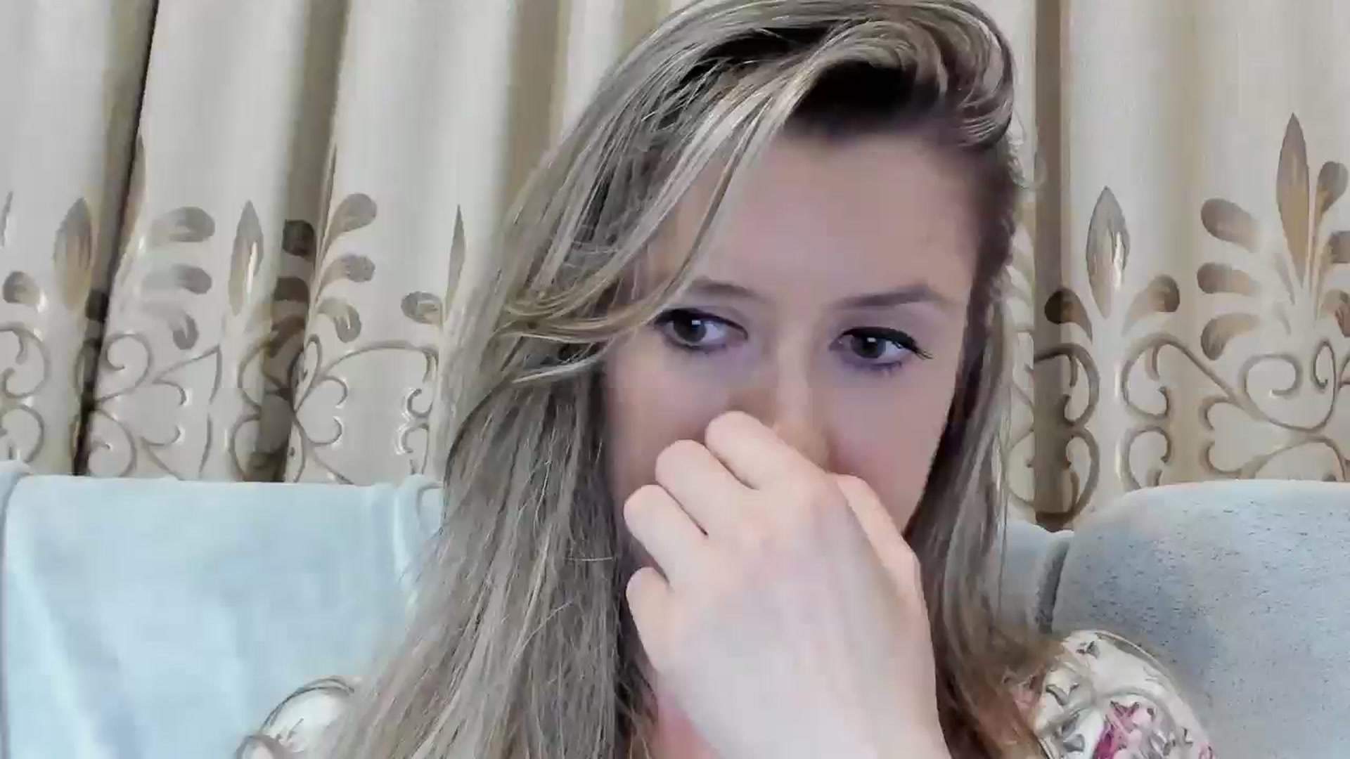 Gallery image thumbnail from BestDream's myfreecams stream on, 07/22/2025, 01:35 image 12 of 20