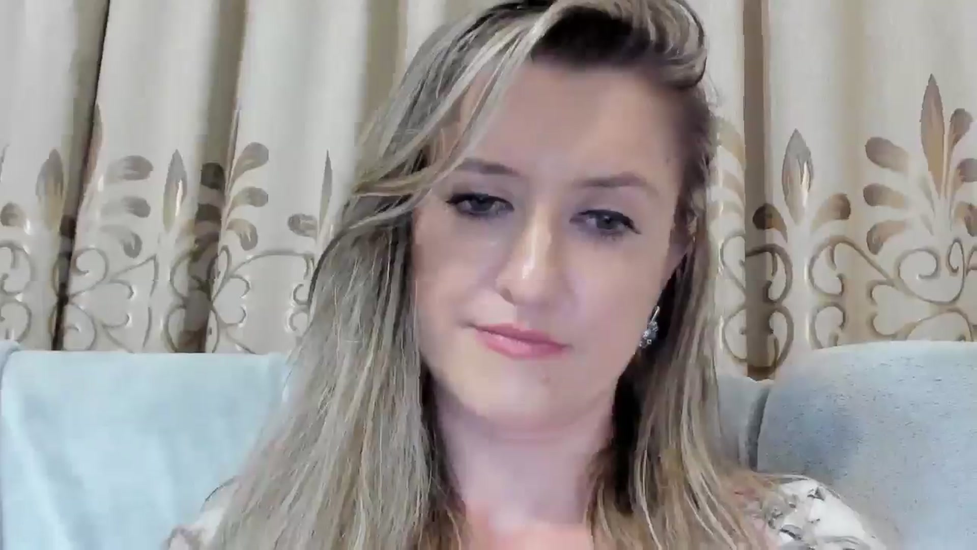 Gallery image thumbnail from BestDream's myfreecams stream on, 07/22/2025, 01:35 image 10 of 20