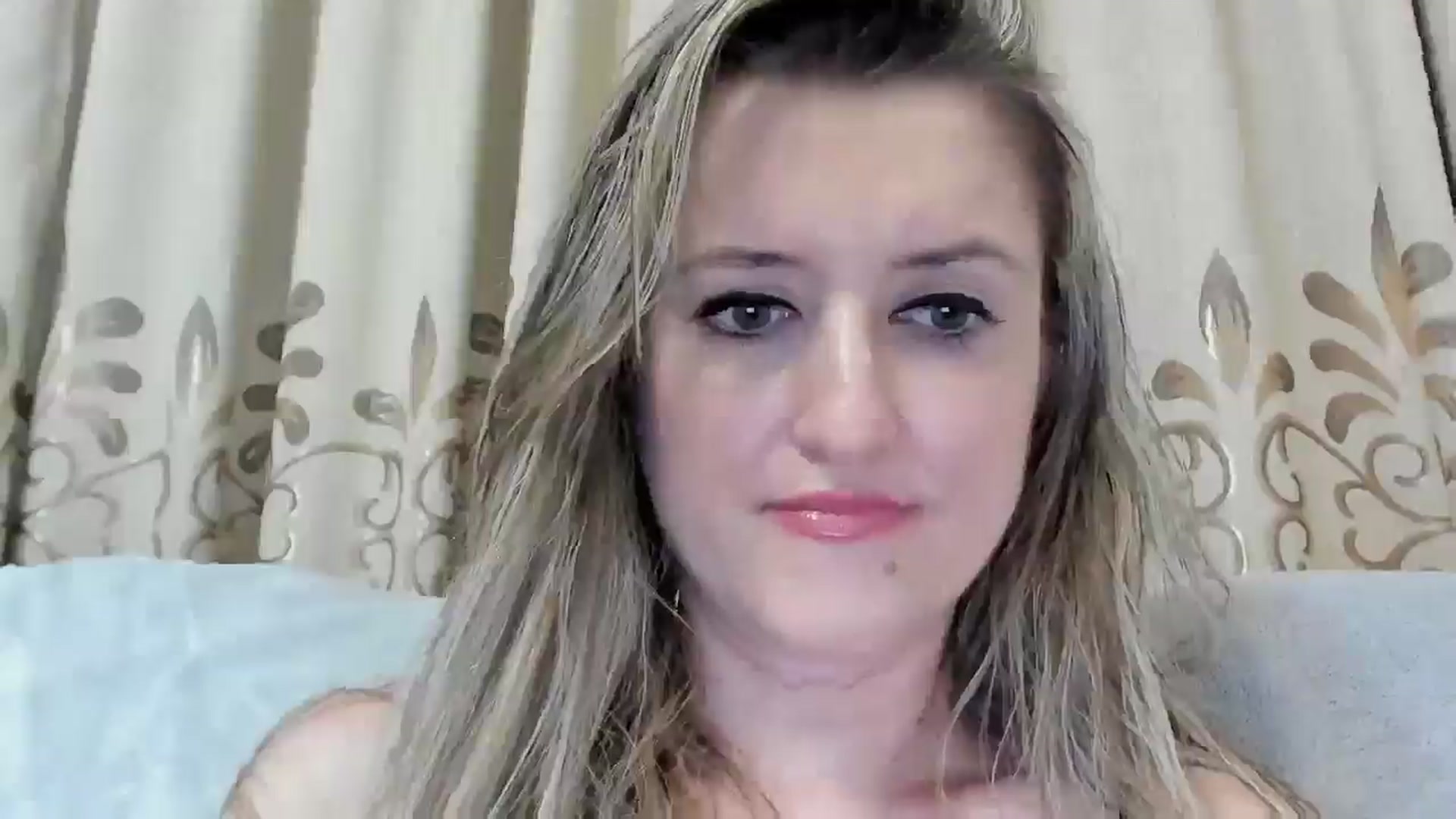 Gallery image thumbnail from BestDream's myfreecams stream on, 07/22/2025, 23:56 image 3 of 20