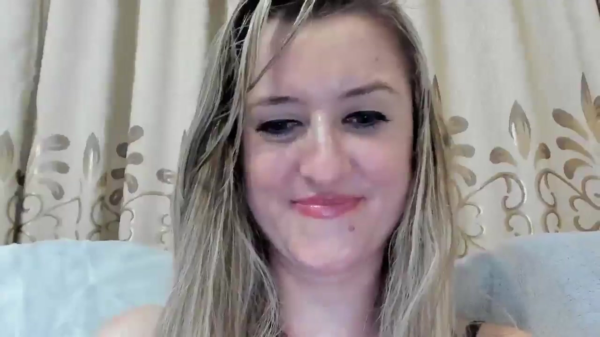 Gallery image thumbnail from BestDream's myfreecams stream on, 07/23/2025, 24:48 image 10 of 20