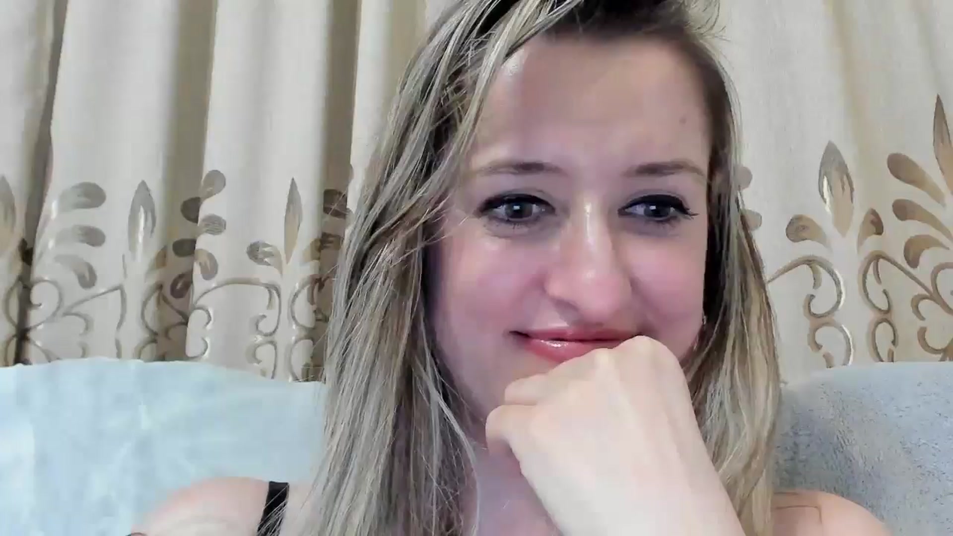 Gallery image thumbnail from BestDream's myfreecams stream on, 07/23/2025, 24:48 image 5 of 20