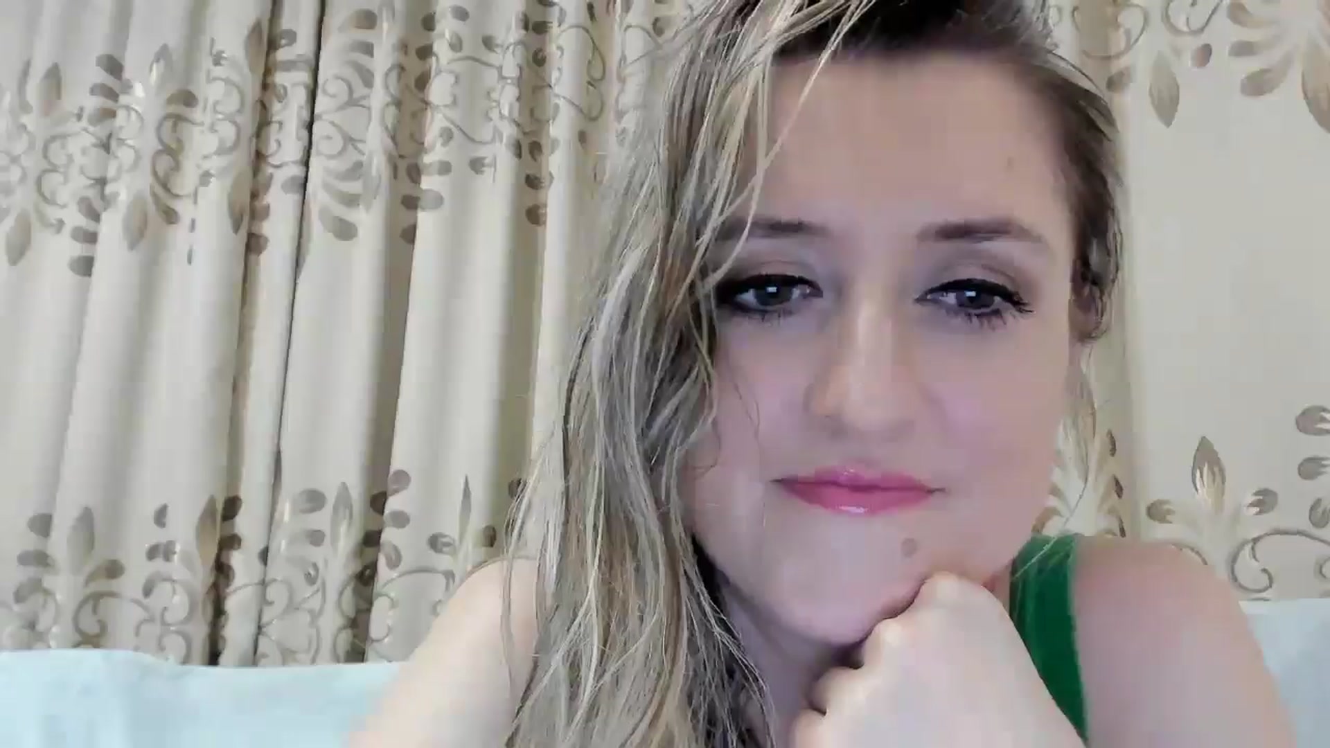 Gallery image thumbnail from BestDream's myfreecams stream on, 07/24/2025, 01:11 image 2 of 20