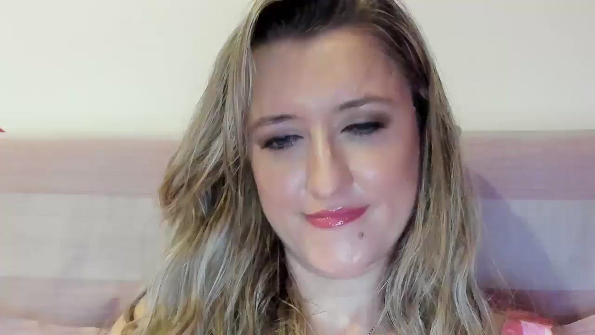 Gallery image thumbnail from BestDream's myfreecams stream on, 07/25/2025, 22:05 image 2 of 20
