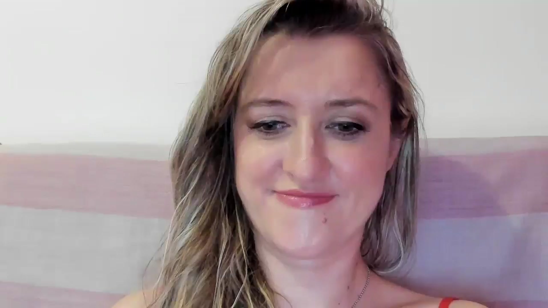 Gallery image thumbnail from BestDream's myfreecams stream on, 07/26/2025, 09:05 image 11 of 20