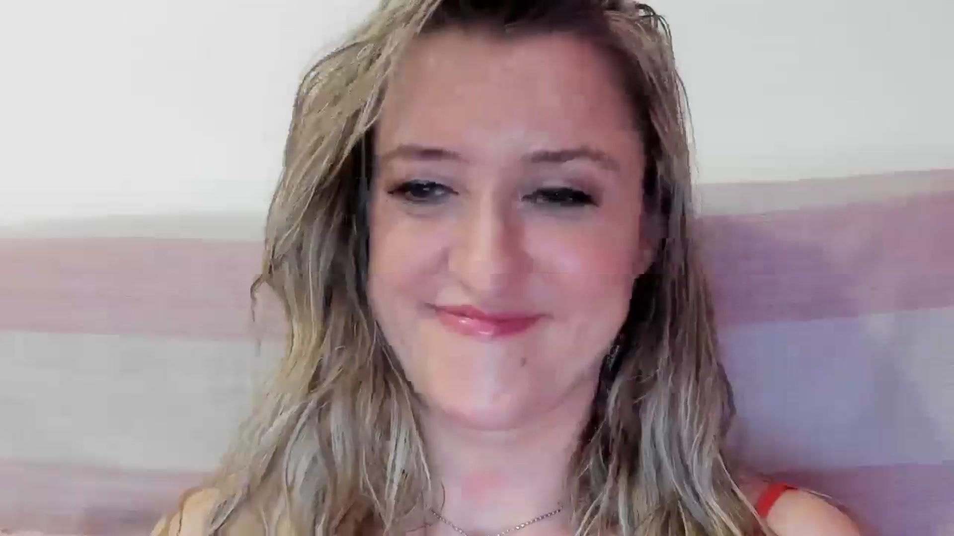 Gallery image thumbnail from BestDream's myfreecams stream on, 07/26/2025, 09:31 image 3 of 20
