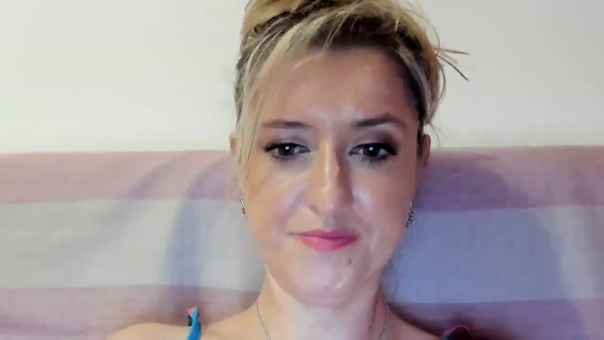 Gallery image thumbnail from BestDream's myfreecams stream on, 07/28/2025, 20:45 image 2 of 20