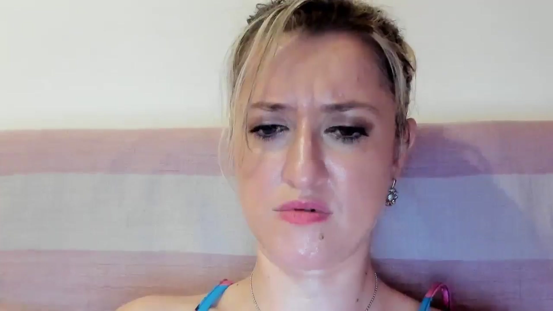 Gallery image thumbnail from BestDream's myfreecams stream on, 07/28/2025, 23:14 image 17 of 20