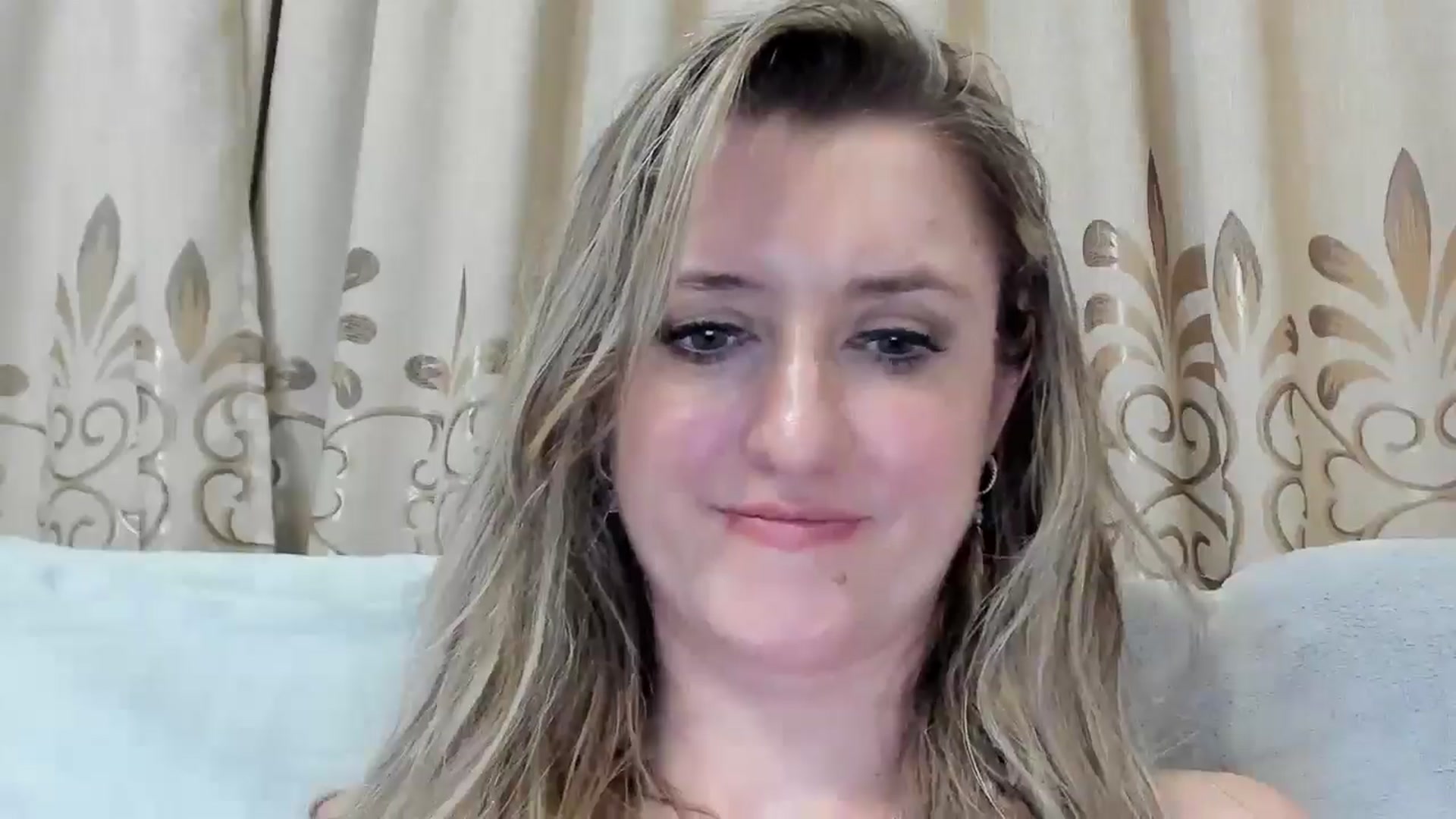 Gallery image thumbnail from BestDream's myfreecams stream on, 07/30/2025, 21:49 image 15 of 20