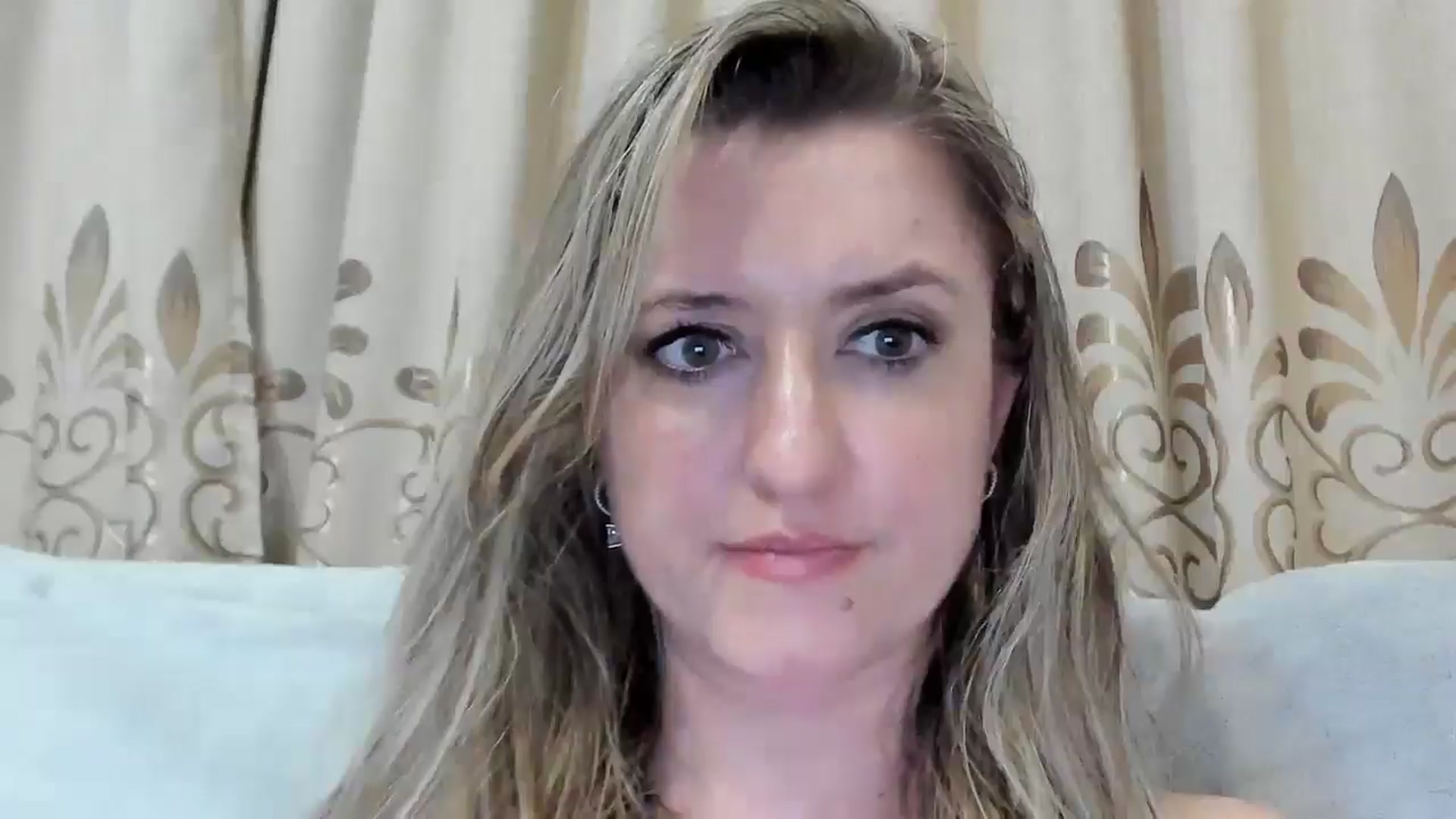 Gallery image thumbnail from BestDream's myfreecams stream on, 07/30/2025, 21:49 image 11 of 20