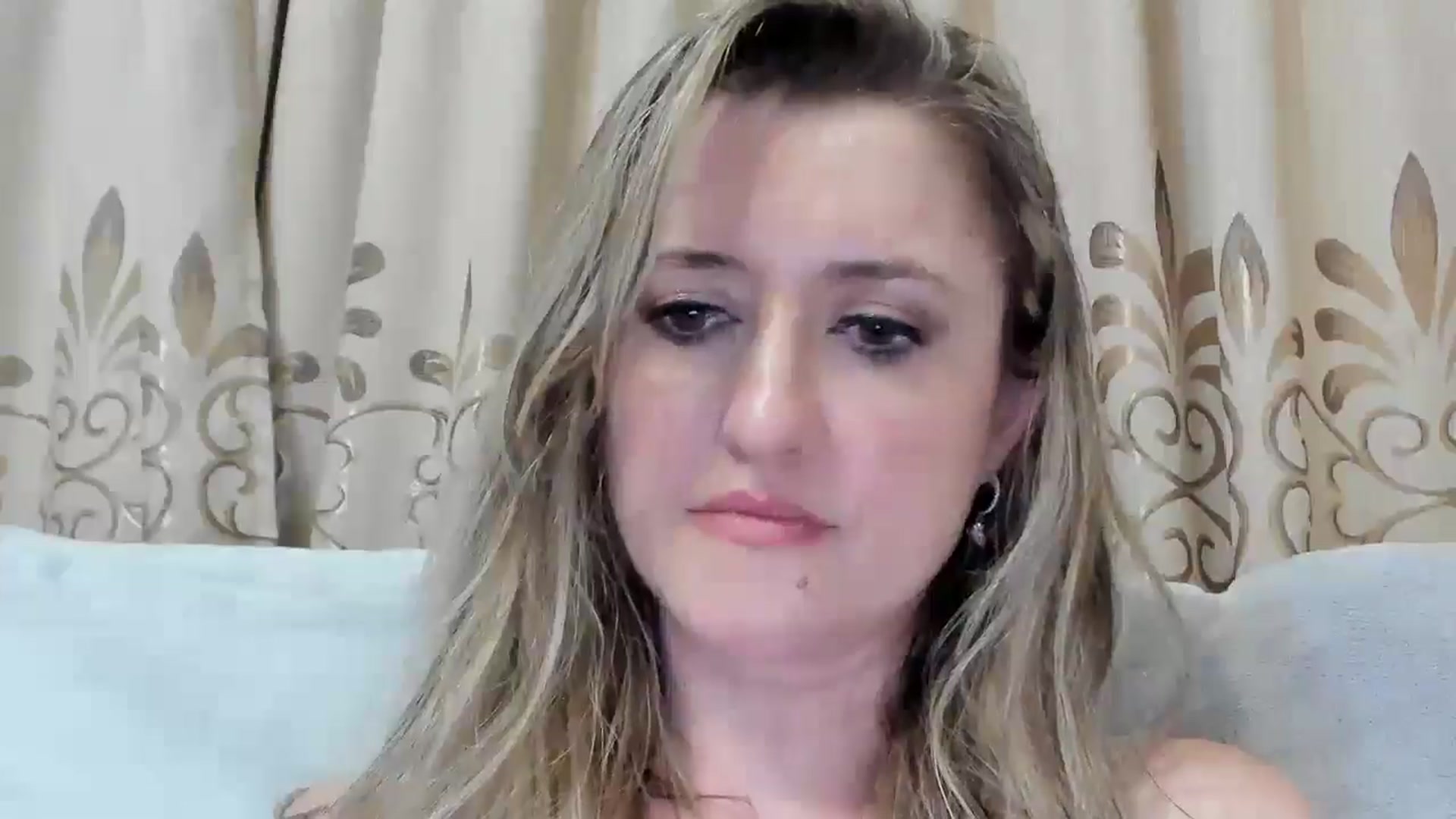 Gallery image thumbnail from BestDream's myfreecams stream on, 07/30/2025, 21:49 image 16 of 20