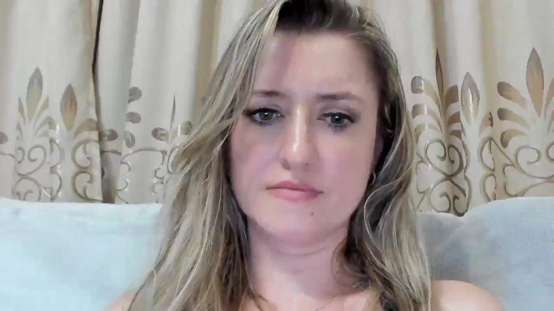 Gallery image thumbnail from BestDream's myfreecams stream on, 07/30/2025, 22:04 image 13 of 20