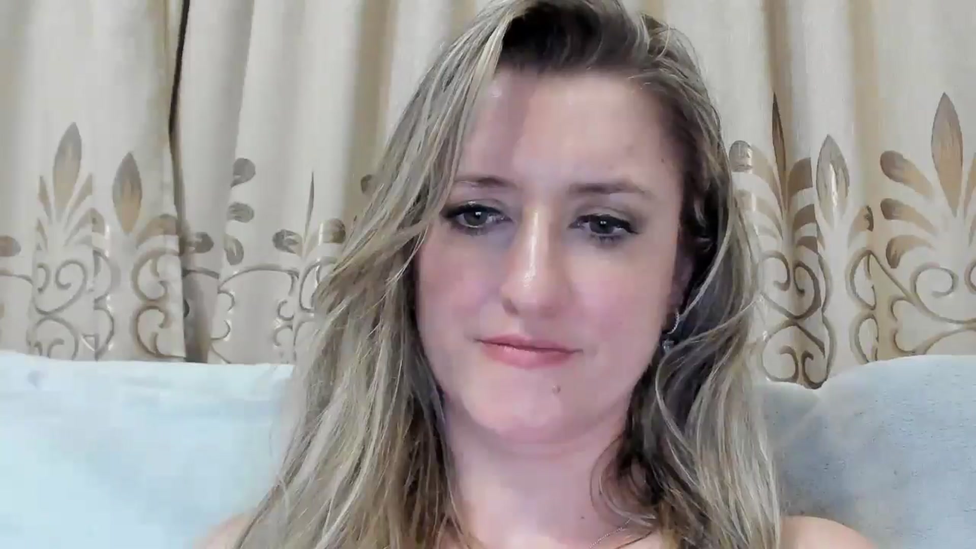 Gallery image thumbnail from BestDream's myfreecams stream on, 07/30/2025, 22:04 image 17 of 20