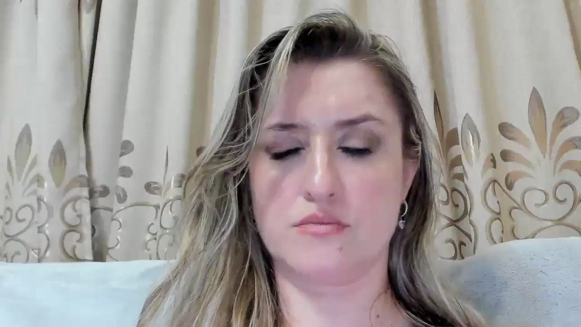 Gallery image thumbnail from BestDream's myfreecams stream on, 07/30/2025, 22:38 image 13 of 20