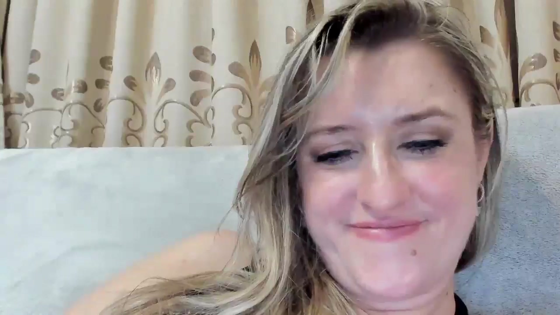 Gallery image thumbnail from BestDream's myfreecams stream on, 07/30/2025, 23:19 image 19 of 20