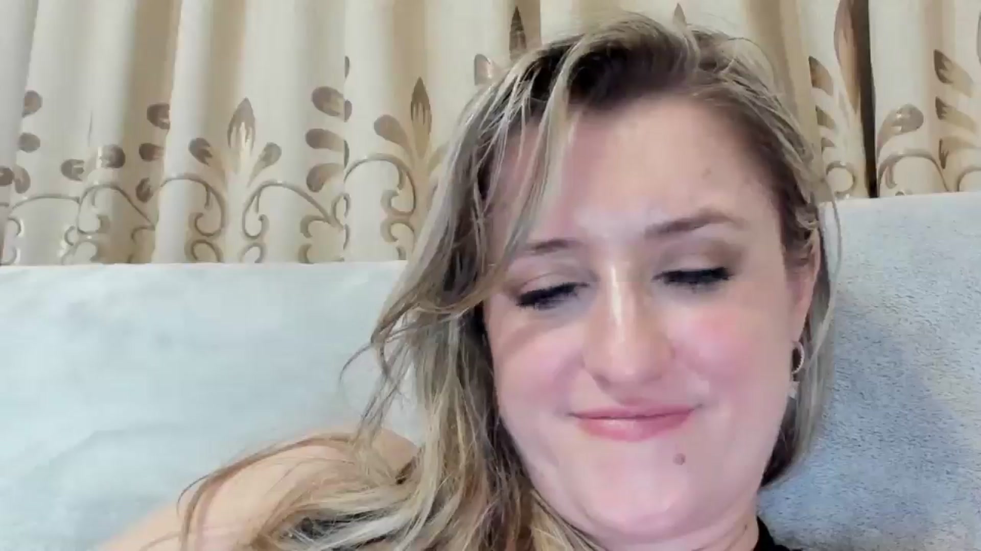 Gallery image thumbnail from BestDream's myfreecams stream on, 07/30/2025, 23:19 image 9 of 20
