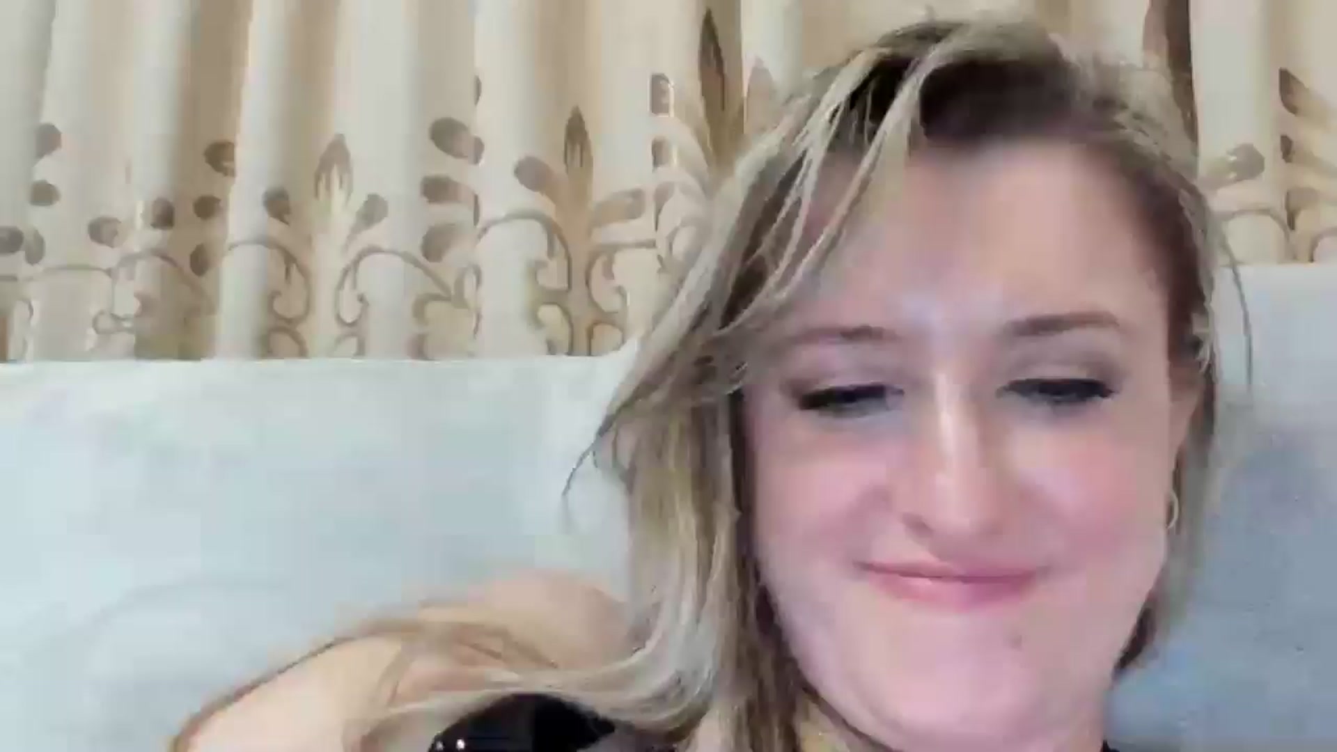 Gallery image thumbnail from BestDream's myfreecams stream on, 07/30/2025, 23:19 image 10 of 20