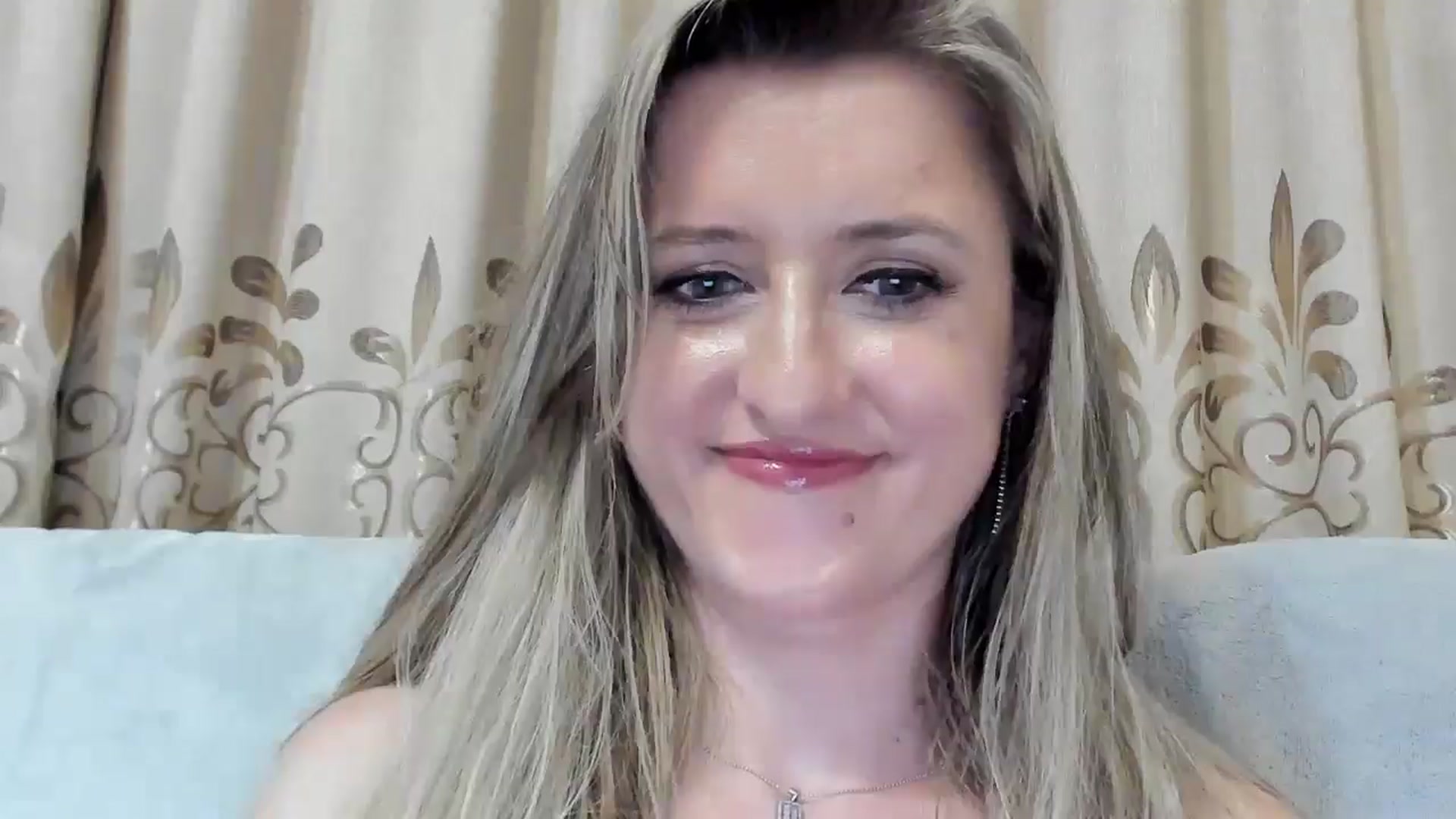 Gallery image thumbnail from BestDream's myfreecams stream on, 07/31/2025, 20:03 image 19 of 20