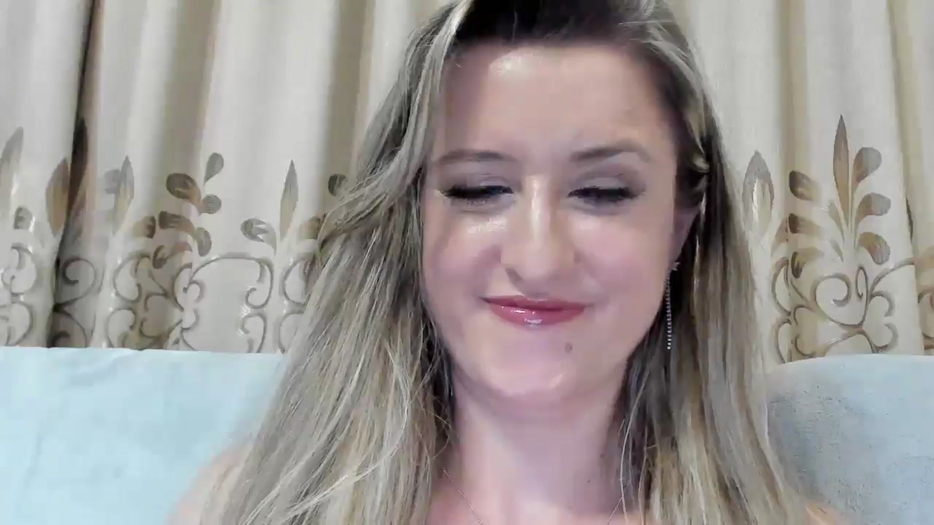 Gallery image thumbnail from BestDream's myfreecams stream on, 07/31/2025, 20:03 image 5 of 20
