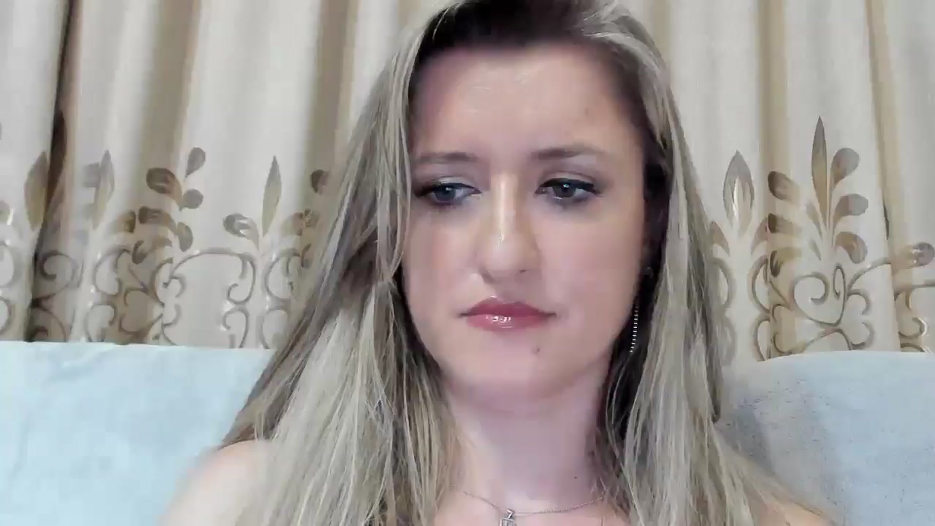 Gallery image thumbnail from BestDream's myfreecams stream on, 07/31/2025, 20:03 image 18 of 20