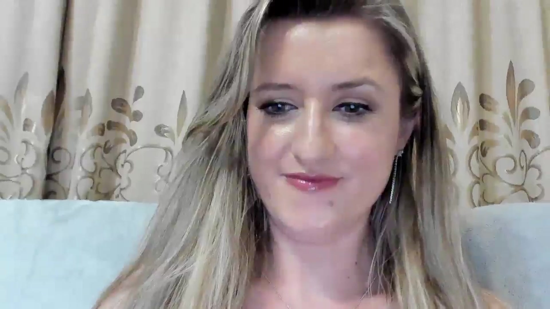 Gallery image thumbnail from BestDream's myfreecams stream on, 07/31/2025, 20:03 image 4 of 20