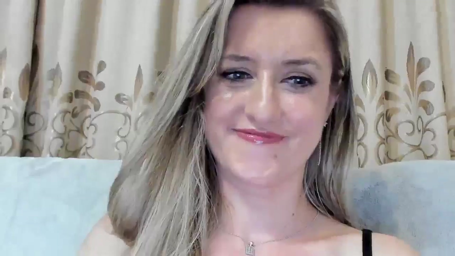 Gallery image thumbnail from BestDream's myfreecams stream on, 07/31/2025, 20:03 image 14 of 20