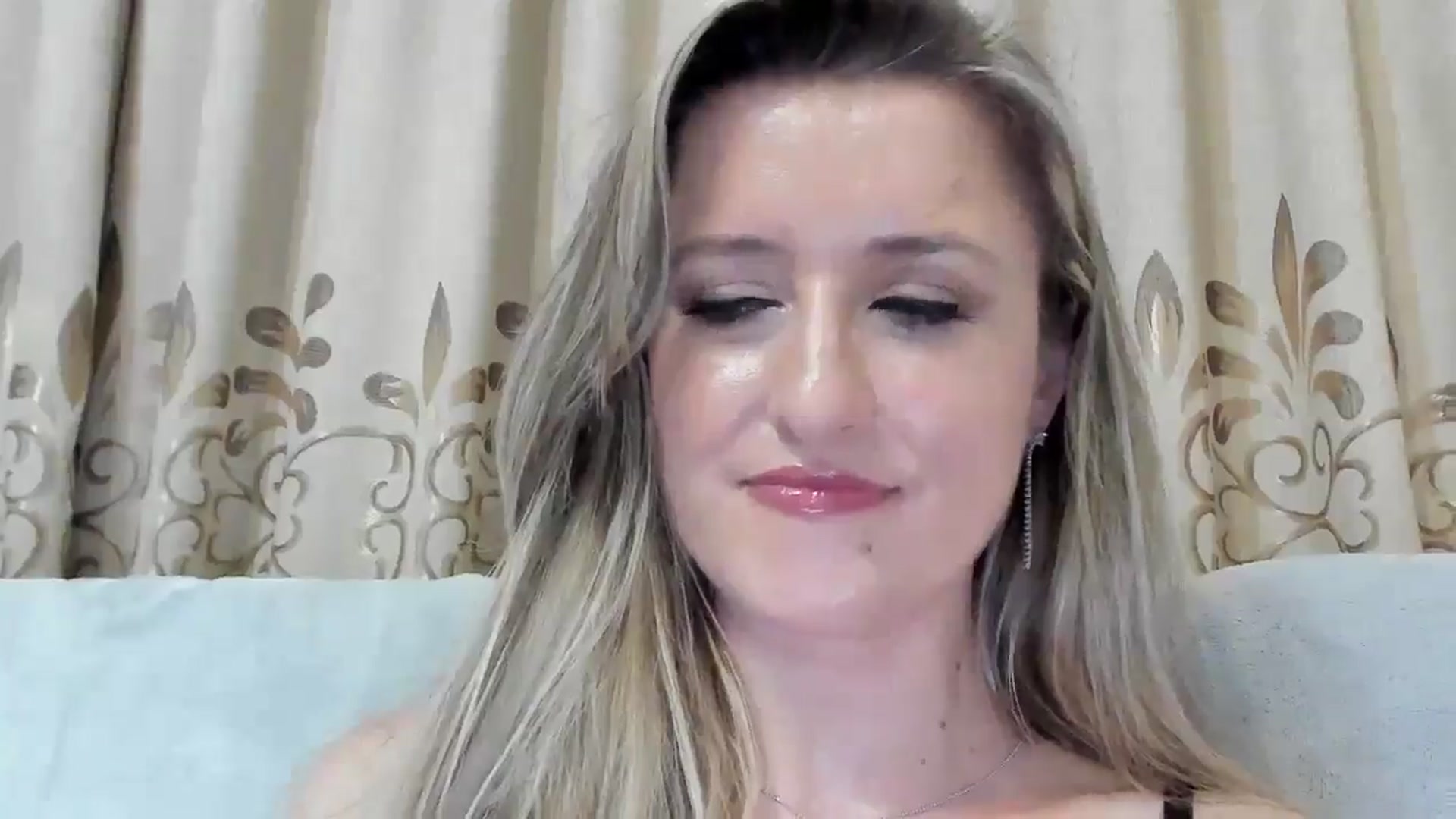 Gallery image thumbnail from BestDream's myfreecams stream on, 07/31/2025, 20:48 image 13 of 20
