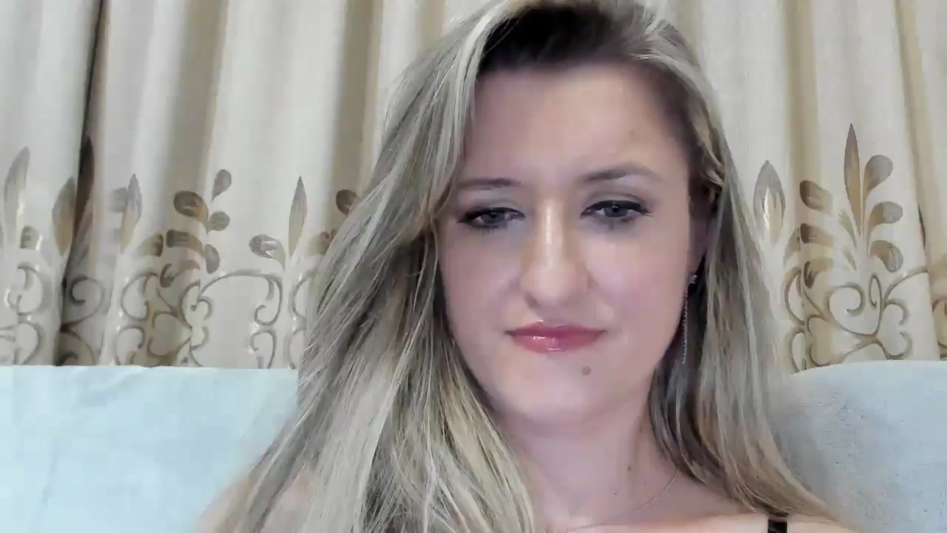 Gallery image thumbnail from BestDream's myfreecams stream on, 07/31/2025, 20:48 image 10 of 20