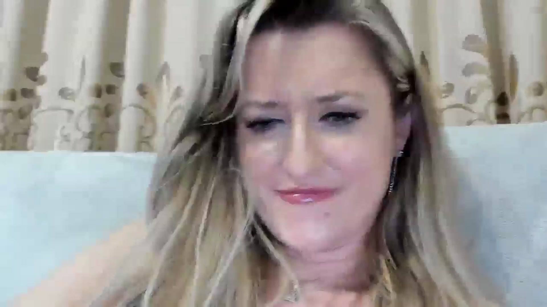 Gallery image thumbnail from BestDream's myfreecams stream on, 07/31/2025, 20:48 image 17 of 20