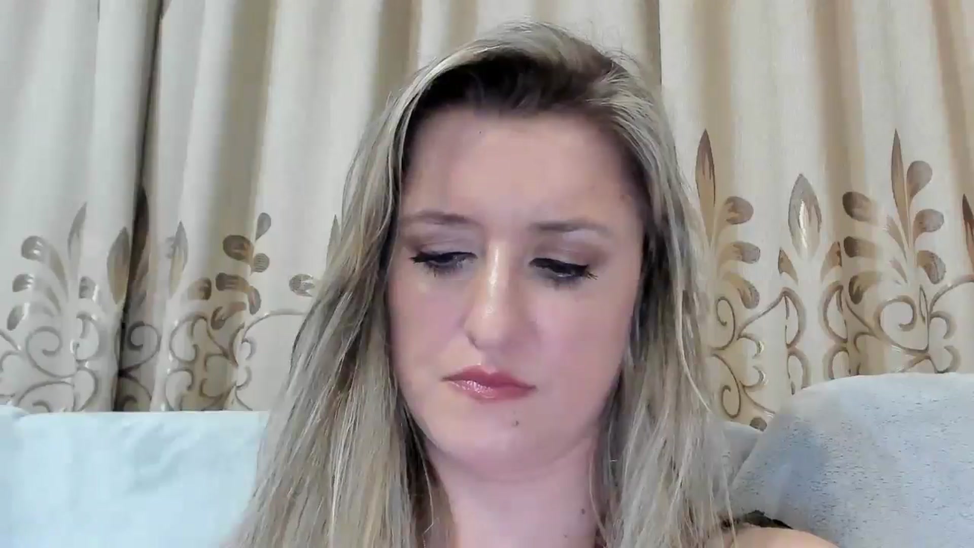 Gallery image thumbnail from BestDream's myfreecams stream on, 07/31/2025, 23:31 image 20 of 20