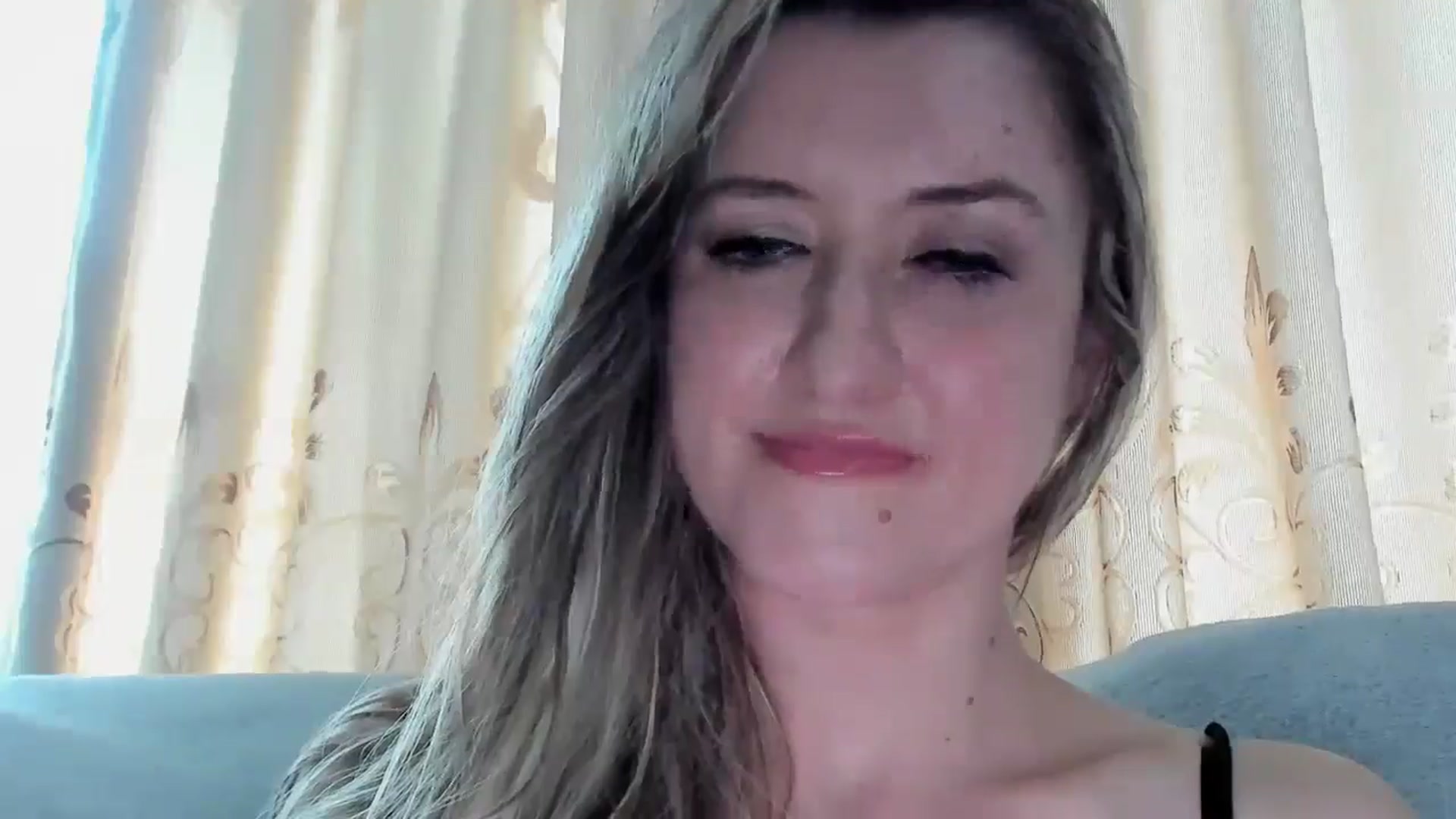 Gallery image thumbnail from BestDream's myfreecams stream on, 08/01/2025, 10:33 image 17 of 20