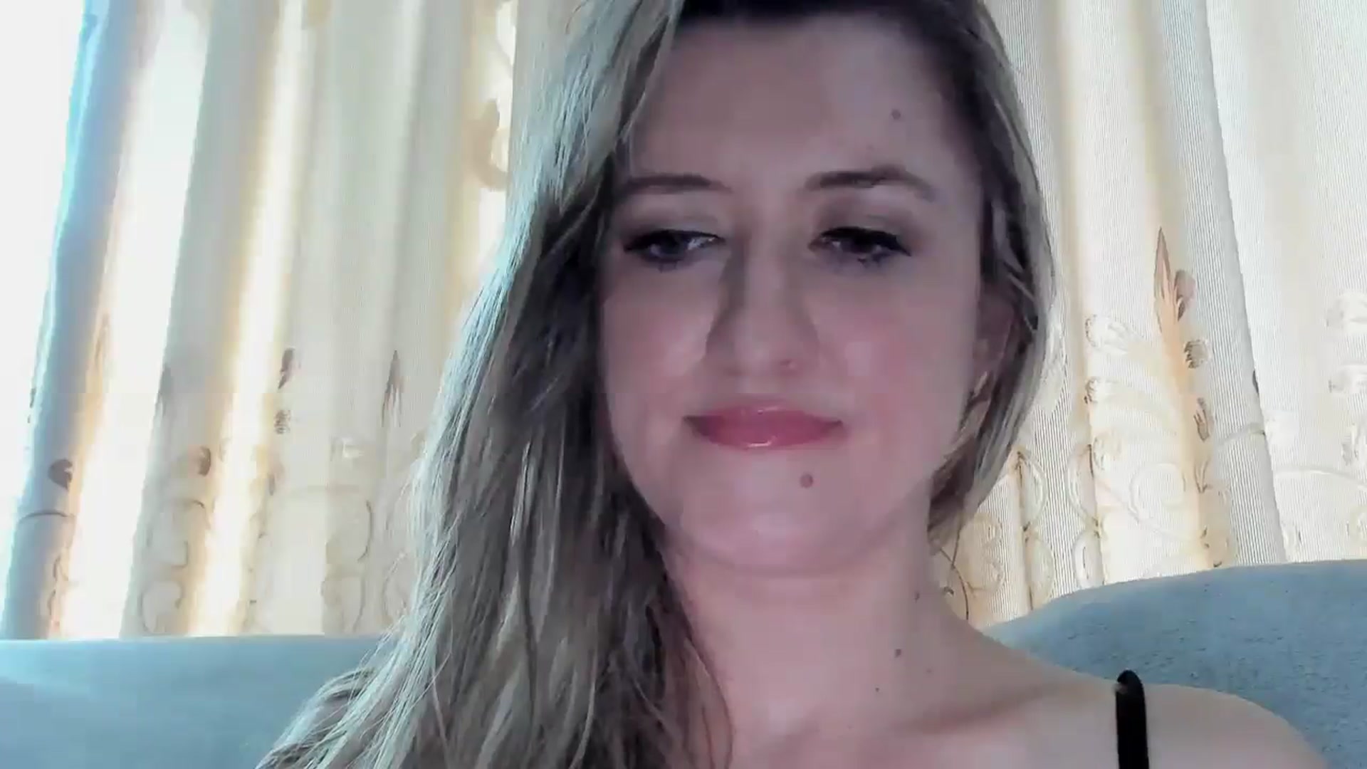 Gallery image thumbnail from BestDream's myfreecams stream on, 08/01/2025, 10:33 image 18 of 20