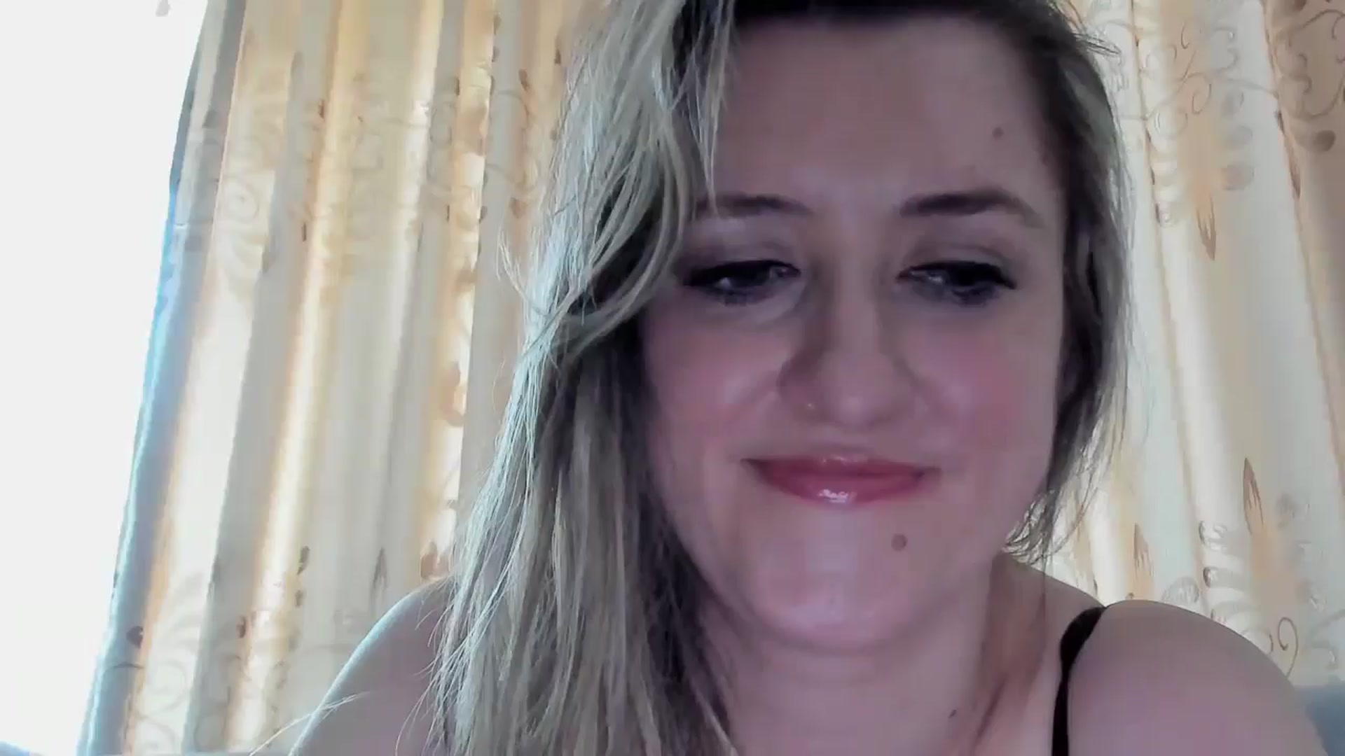 Gallery image thumbnail from BestDream's myfreecams stream on, 08/01/2025, 10:33 image 1 of 20