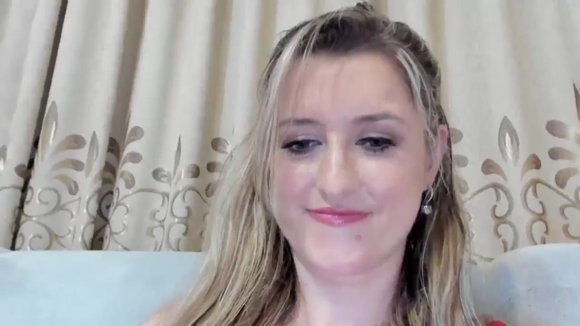 Gallery image thumbnail from BestDream's myfreecams stream on, 08/01/2025, 21:00 image 13 of 20