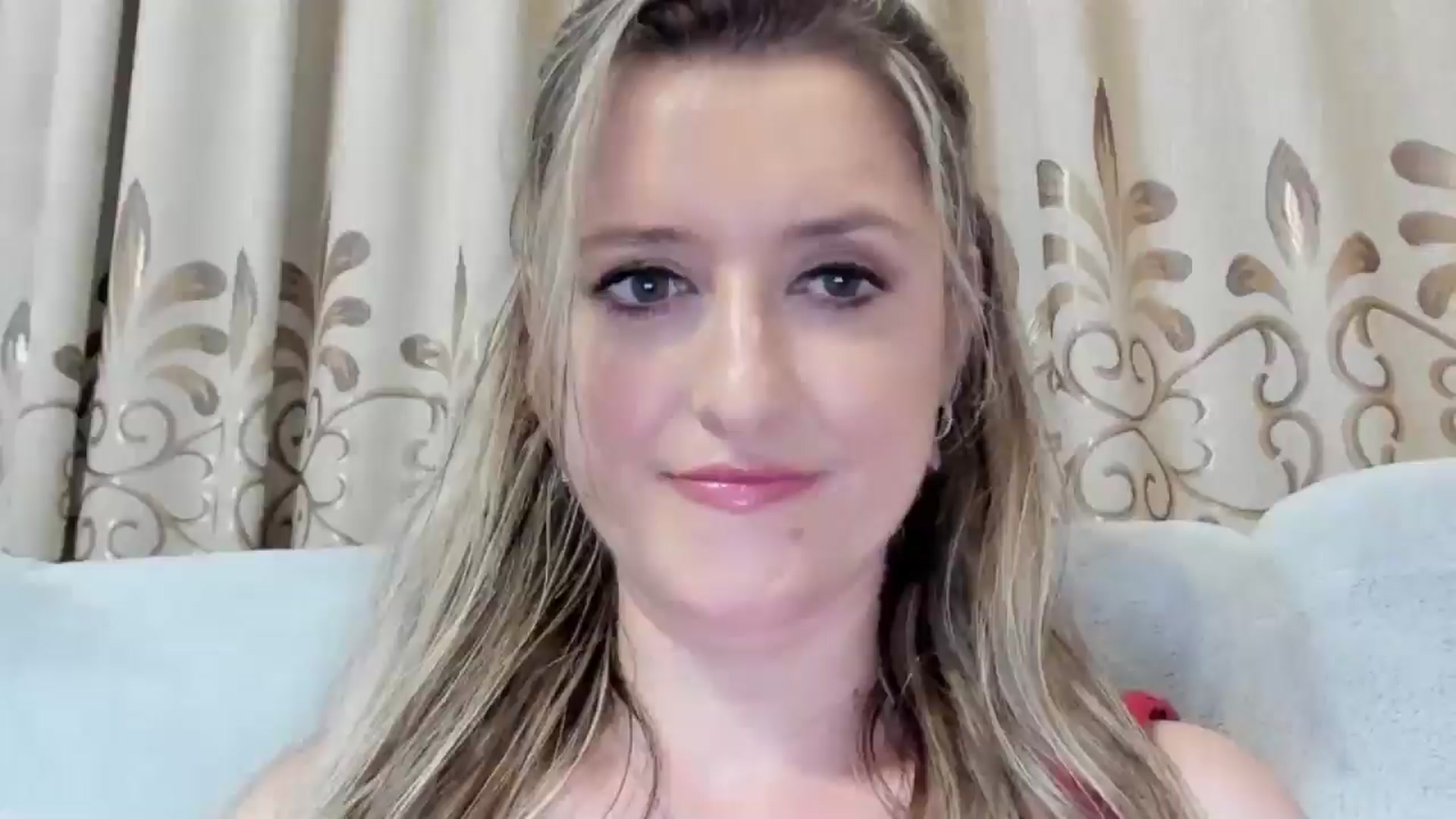 Gallery image thumbnail from BestDream's myfreecams stream on, 08/01/2025, 22:27 image 6 of 20