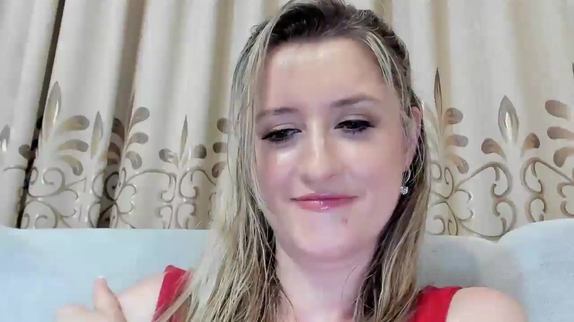 Gallery image thumbnail from BestDream's myfreecams stream on, 08/01/2025, 22:56 image 8 of 20