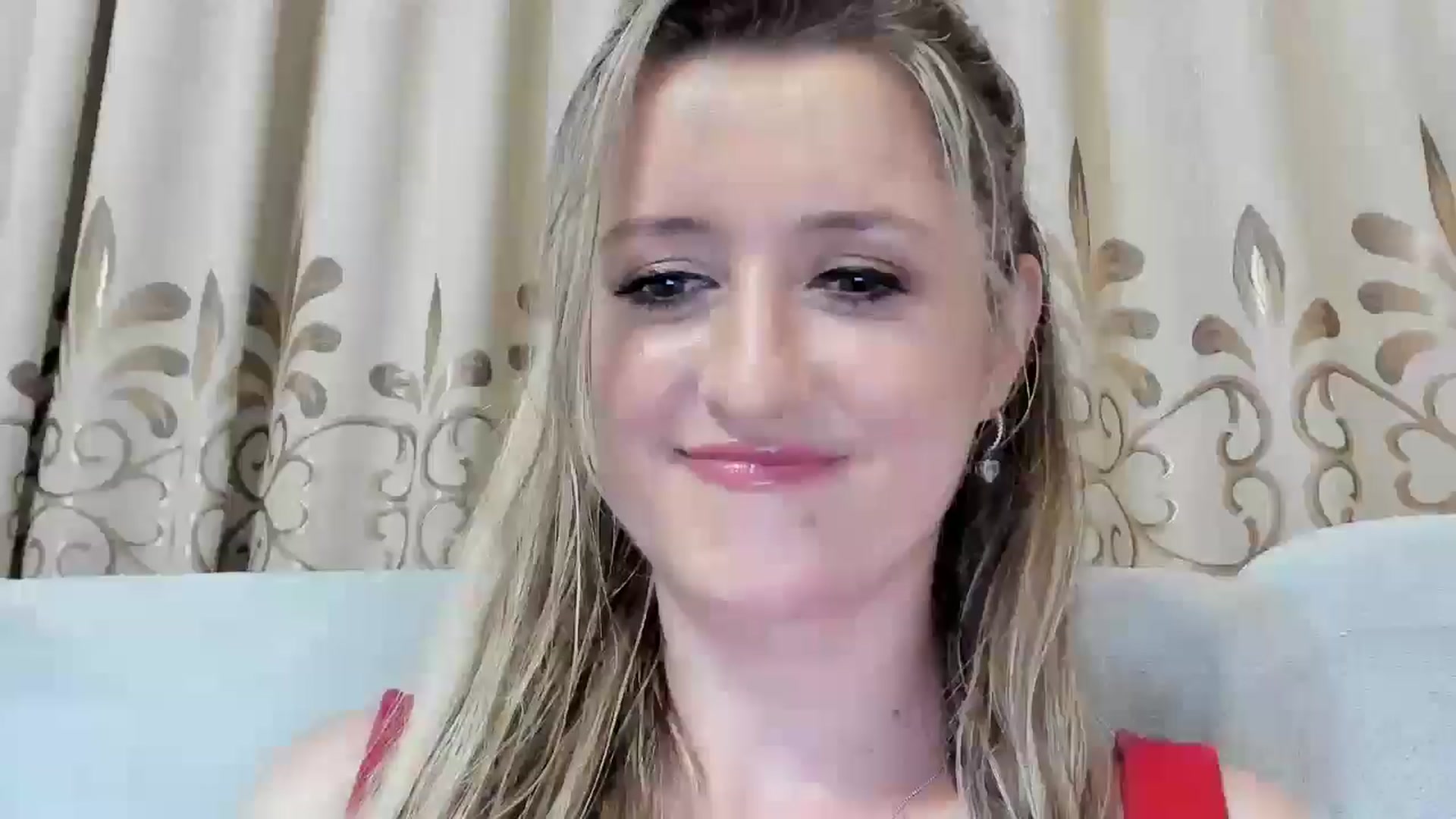 Gallery image thumbnail from BestDream's myfreecams stream on, 08/01/2025, 22:56 image 3 of 20