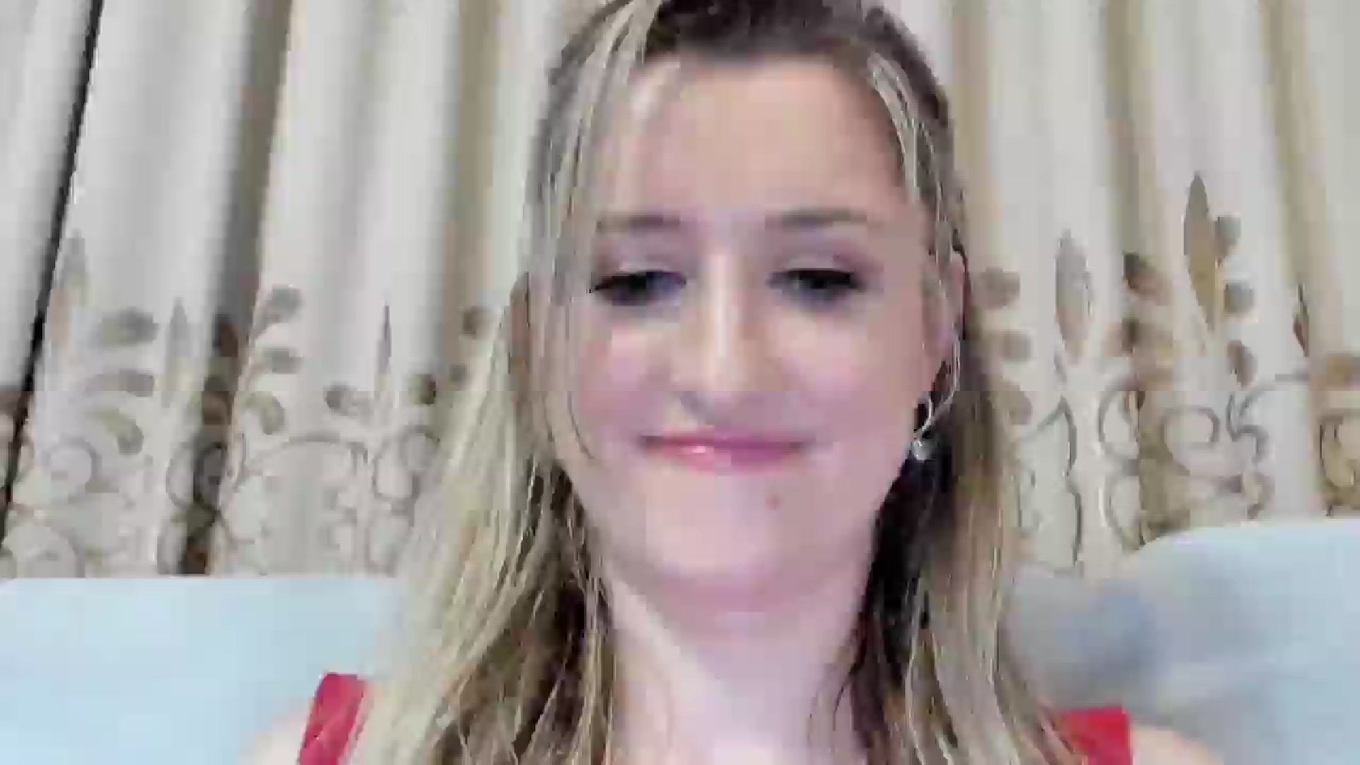Gallery image thumbnail from BestDream's myfreecams stream on, 08/02/2025, 24:48 image 18 of 20