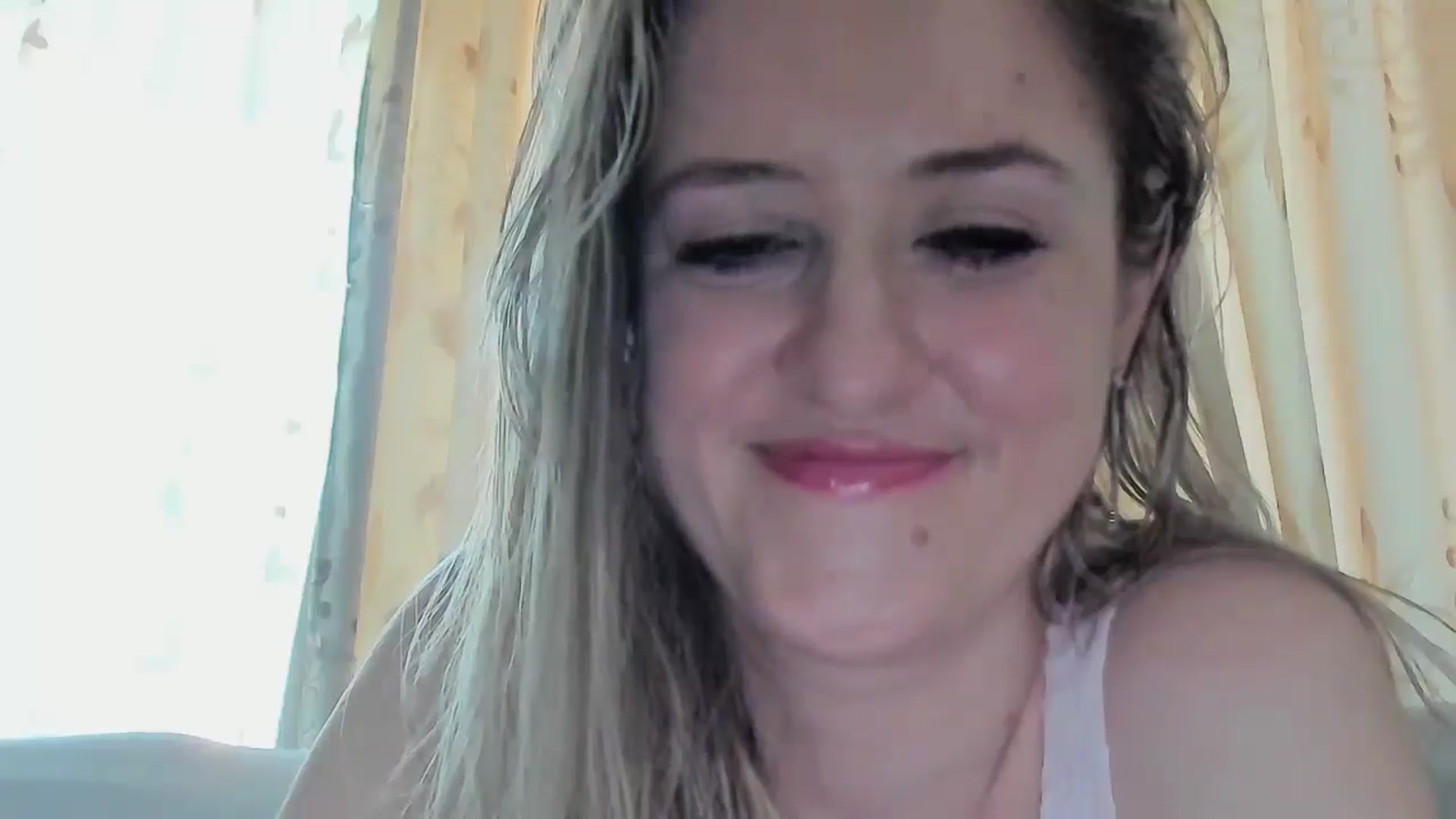 Gallery image thumbnail from BestDream's myfreecams stream on, 08/04/2025, 09:08 image 12 of 20