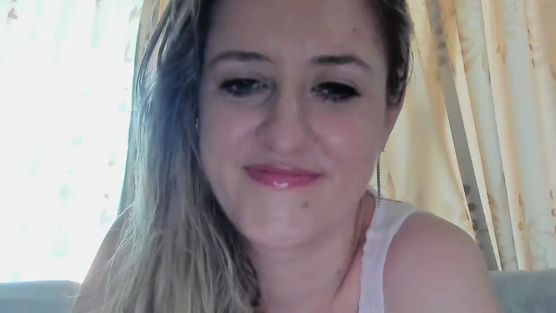 Gallery image thumbnail from BestDream's myfreecams stream on, 08/04/2025, 09:08 image 19 of 20