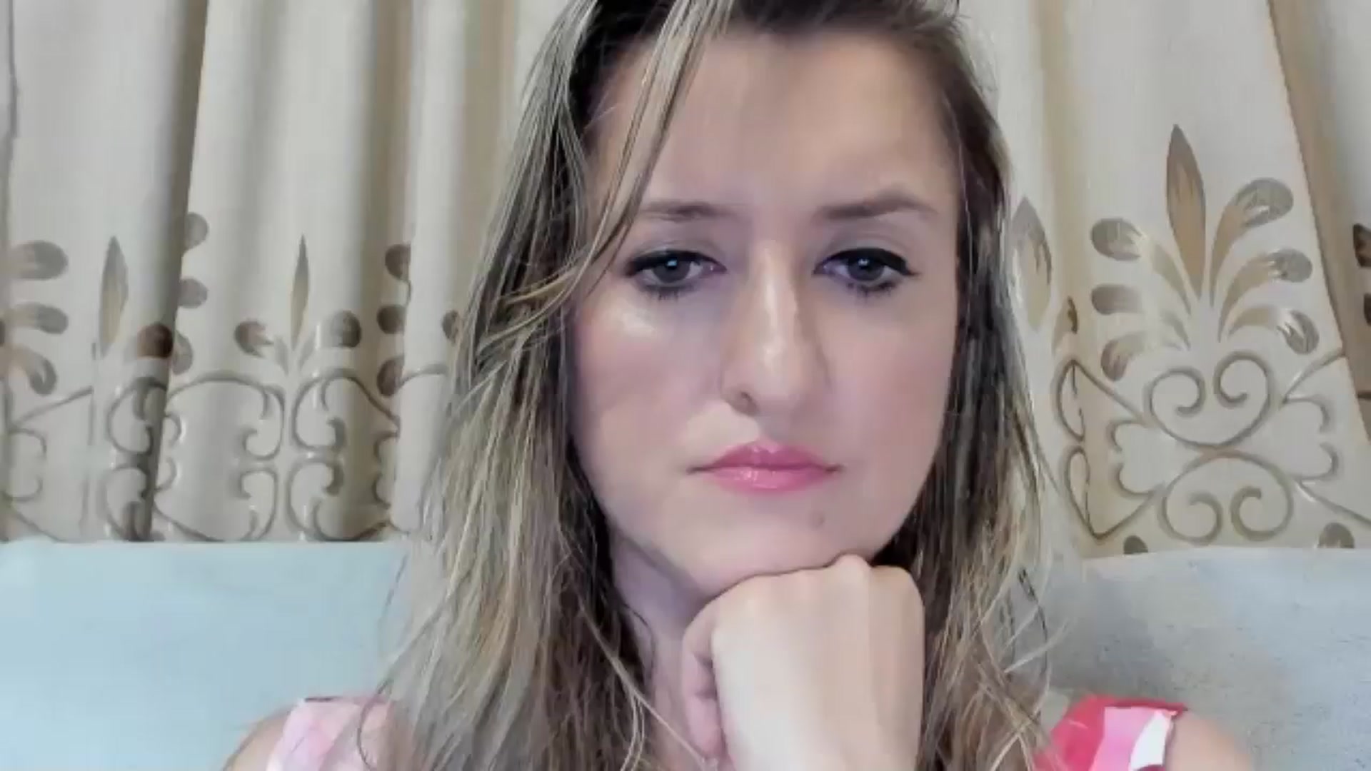 Gallery image thumbnail from BestDream's myfreecams stream on, 08/04/2025, 23:00 image 1 of 20