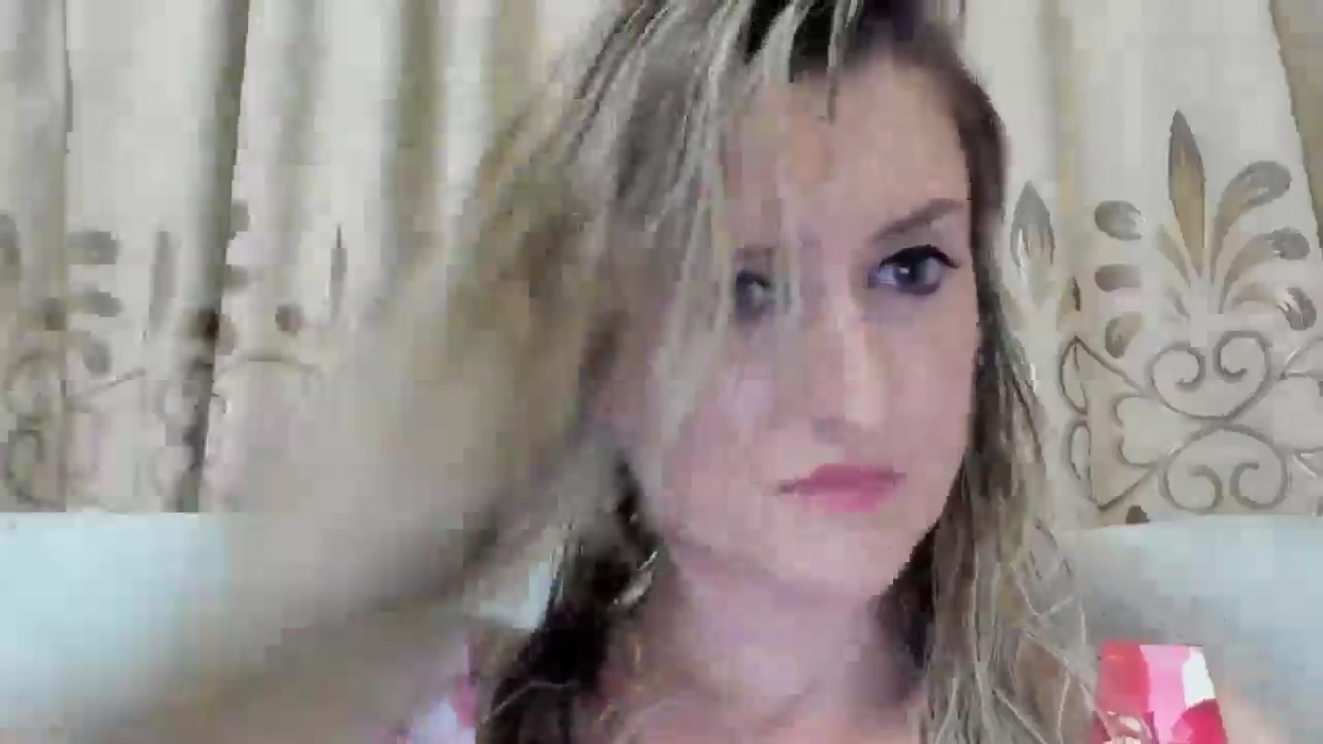 Gallery image thumbnail from BestDream's myfreecams stream on, 08/04/2025, 23:00 image 5 of 20