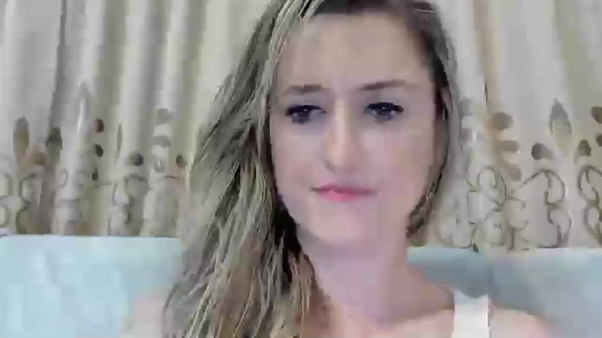 Gallery image thumbnail from BestDream's myfreecams stream on, 08/05/2025, 22:13 image 15 of 20
