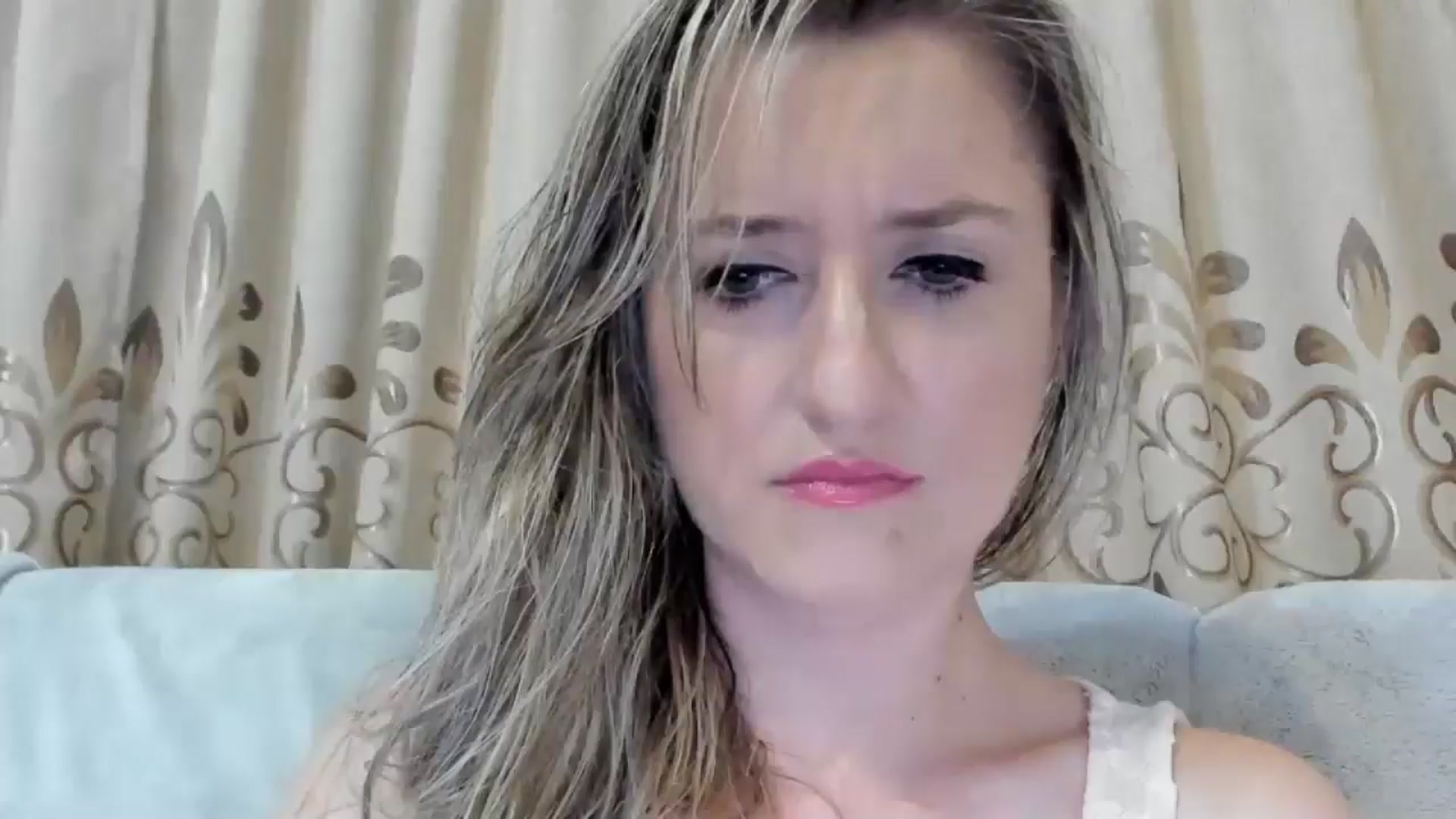 Gallery image thumbnail from BestDream's myfreecams stream on, 08/05/2025, 22:13 image 18 of 20