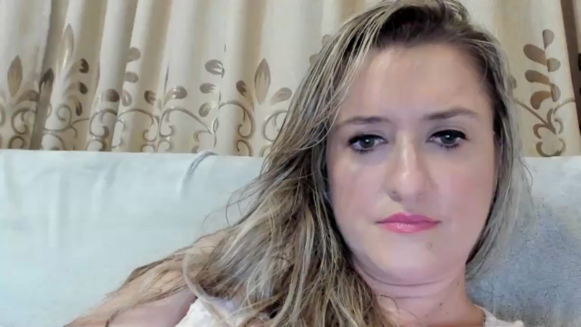Gallery image thumbnail from BestDream's myfreecams stream on, 08/05/2025, 23:21 image 11 of 20