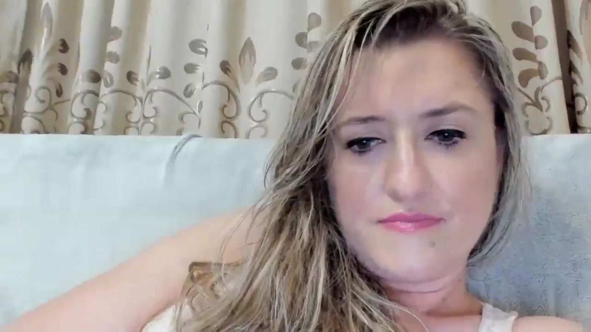 Gallery image thumbnail from BestDream's myfreecams stream on, 08/06/2025, 24:20 image 12 of 20