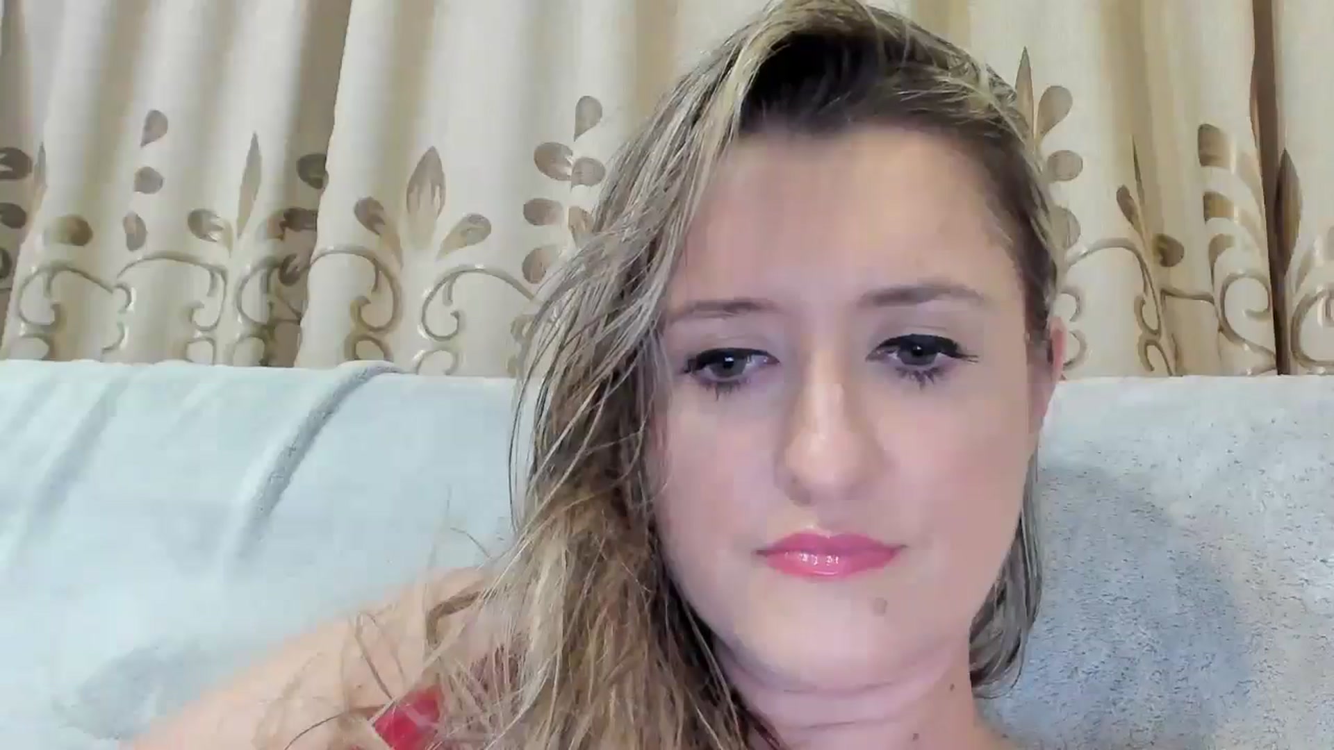 Gallery image thumbnail from BestDream's myfreecams stream on, 08/07/2025, 24:00 image 9 of 20