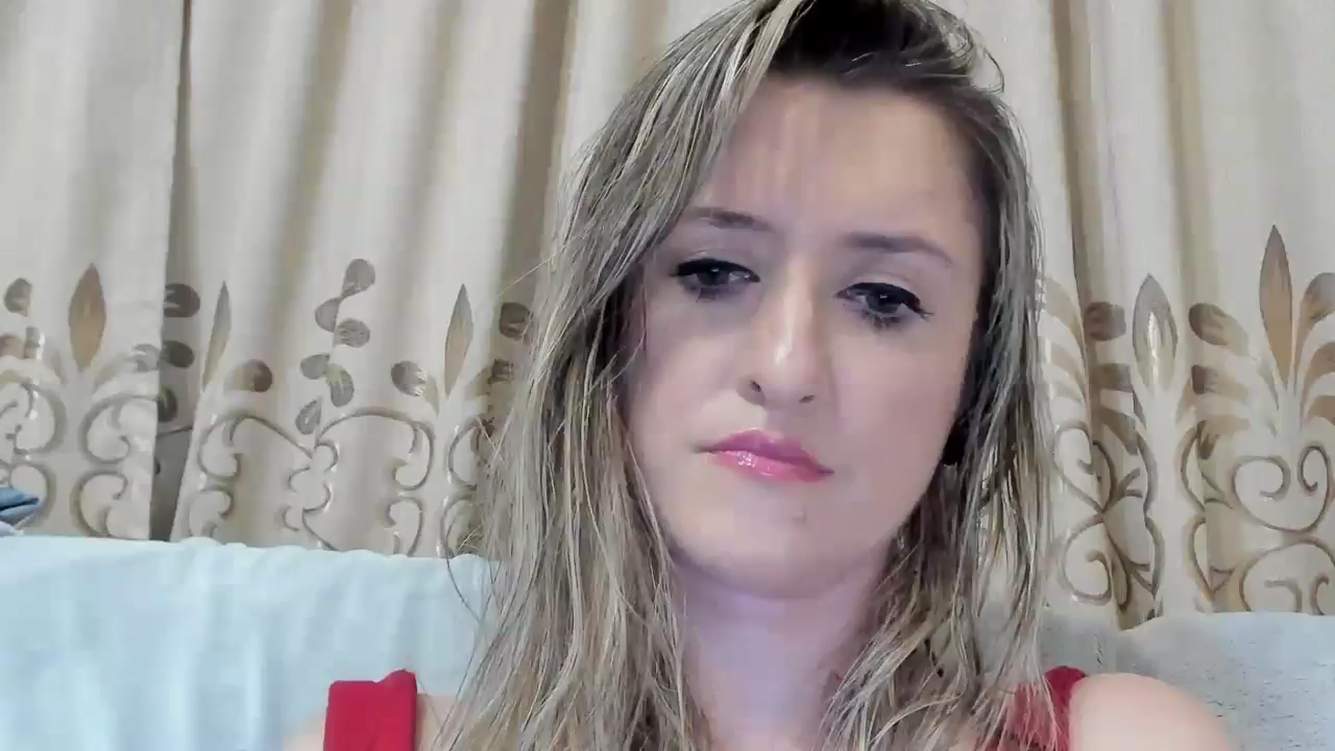 Gallery image thumbnail from BestDream's myfreecams stream on, 08/07/2025, 24:54 image 10 of 20
